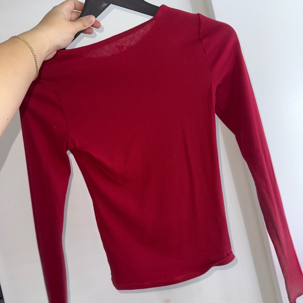 Hollister Red Long Sleeve Crossover Tee - Picture 4 of 4